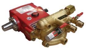 PULVERIZACION VAC22C - BOMBA 3 PISTONES FT 22C C/REGULADOR 35 BAR ( 840 RPM)
