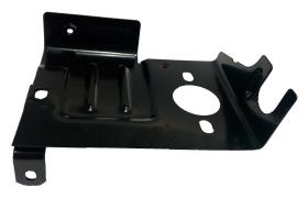 MOTORES LD LDA 115062046 - PROTECTOR CILINDRO ( ADMISION ) 3LD510 3LD450 NEGRO
